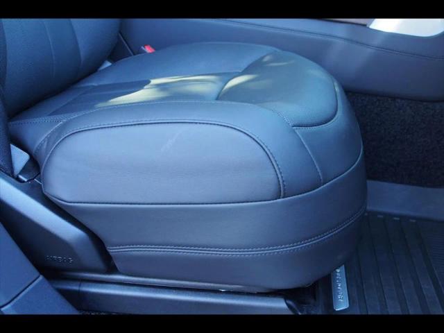 2025 Land Rover Range Rover P530 SE 7 Seat