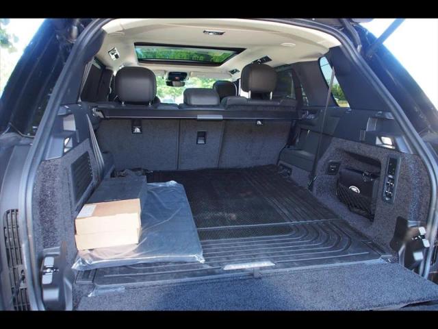 2025 Land Rover Range Rover P530 SE 7 Seat