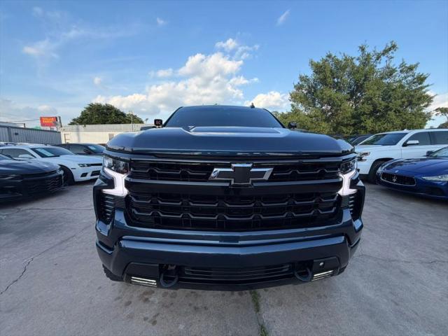 2022 Chevrolet Silverado 1500 4WD Crew Cab Short Bed Custom