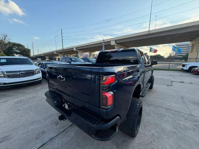 2022 Chevrolet Silverado 1500 4WD Crew Cab Short Bed Custom