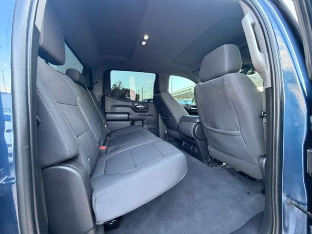 2022 Chevrolet Silverado 1500 4WD Crew Cab Short Bed Custom