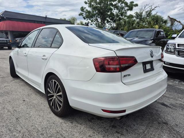 2016 Volkswagen Jetta 1.8T Sport