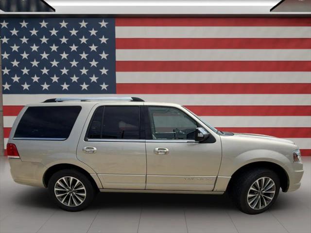 2017 Lincoln Navigator Select