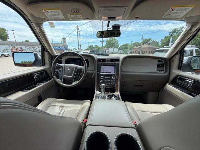 2017 Lincoln Navigator Select