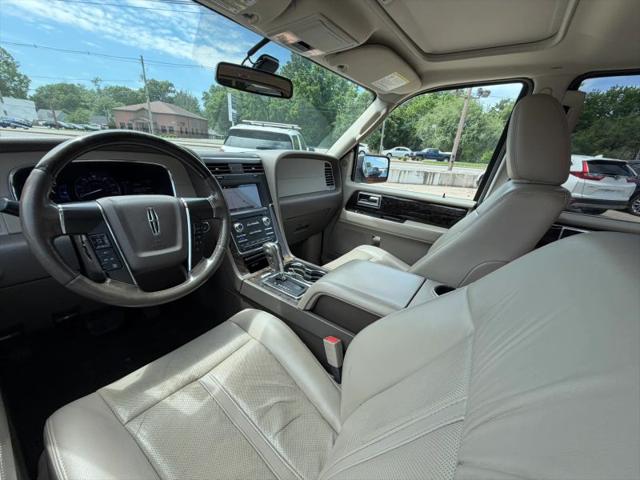 2017 Lincoln Navigator Select