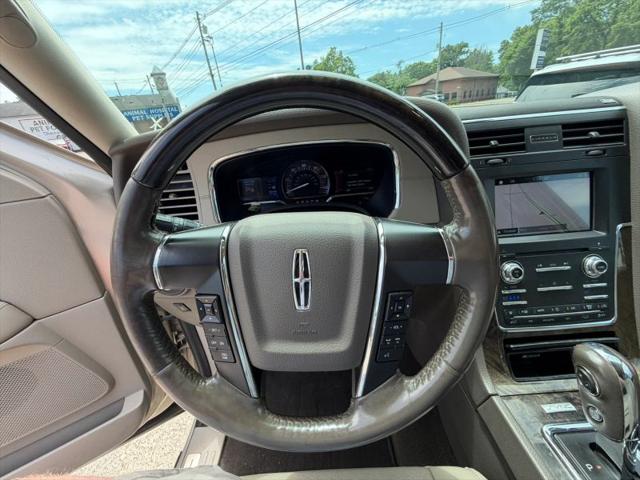2017 Lincoln Navigator Select
