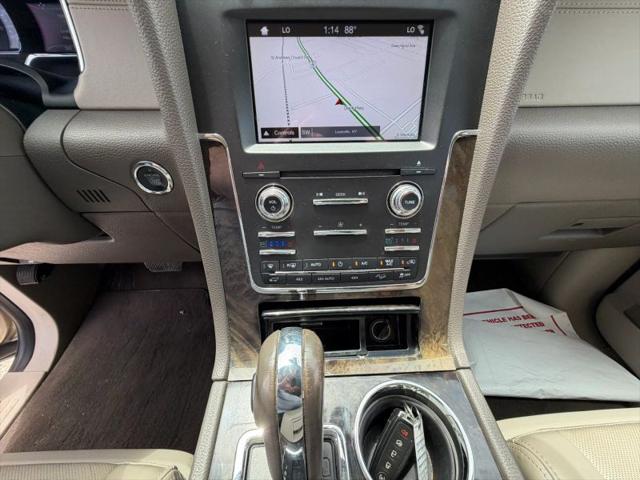 2017 Lincoln Navigator Select