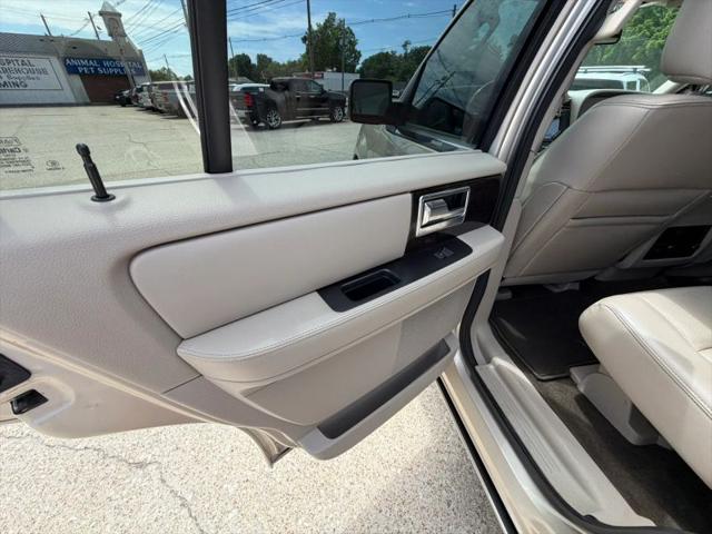 2017 Lincoln Navigator Select
