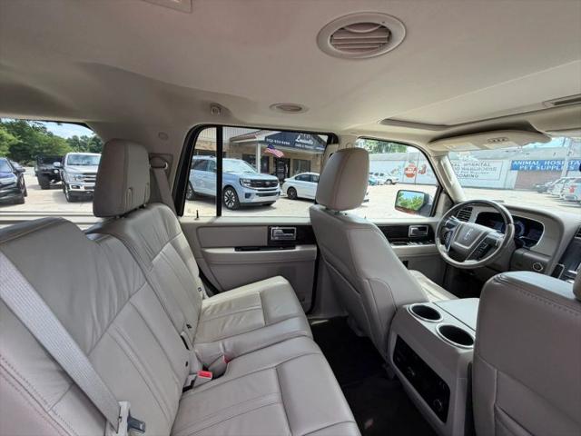 2017 Lincoln Navigator Select