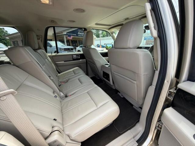 2017 Lincoln Navigator Select