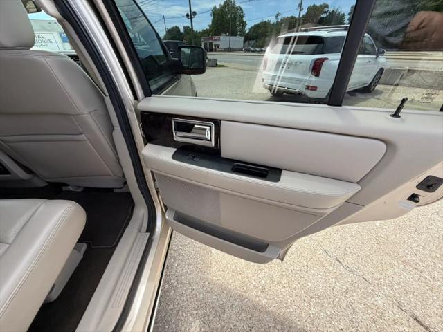 2017 Lincoln Navigator Select