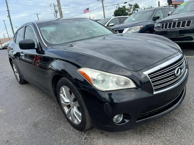 2012 INFINITI M37 M37