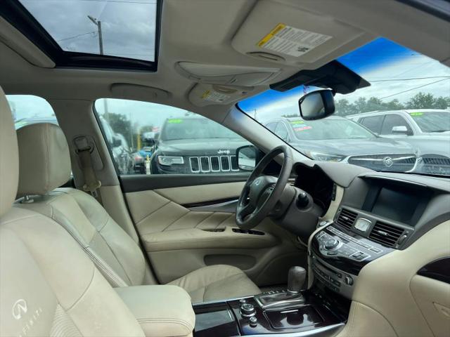 2012 INFINITI M37 M37