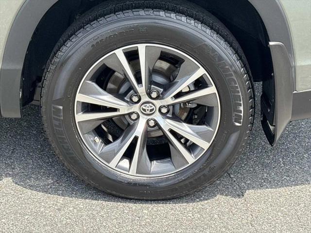 2017 Toyota Highlander LE Plus
