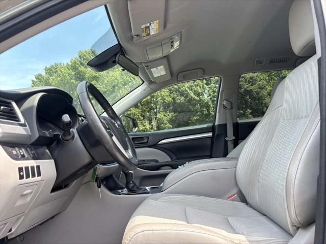 2017 Toyota Highlander LE Plus