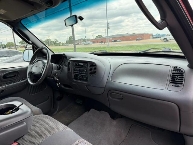 2002 Ford F-150 Base