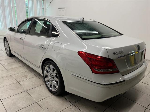 2012 Hyundai Equus Signature