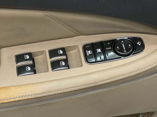 2012 Hyundai Equus Signature