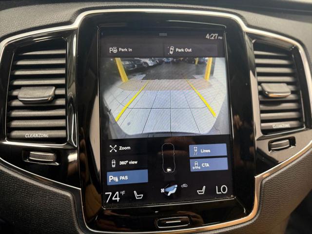2016 Volvo XC90 T6 Momentum