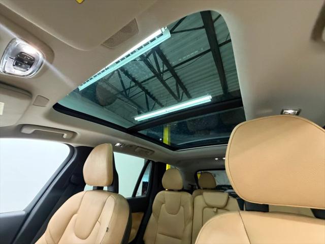 2016 Volvo XC90 T6 Momentum