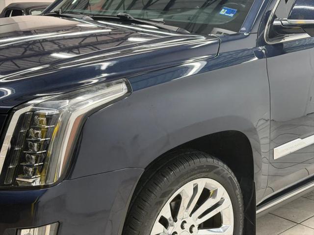2017 Cadillac Escalade ESV Platinum