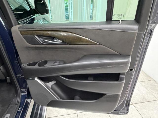 2017 Cadillac Escalade ESV Platinum