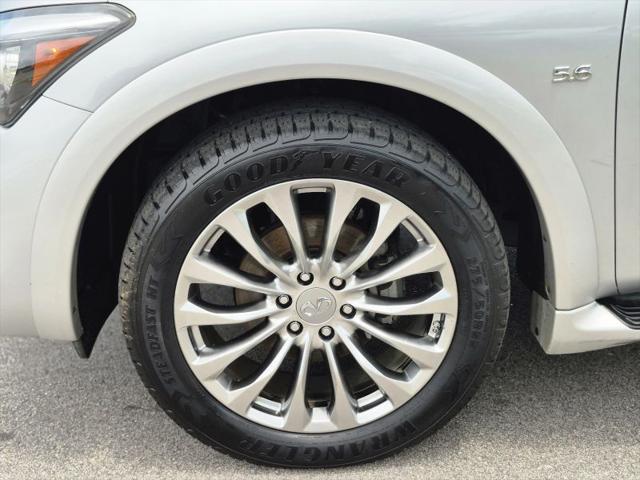 2017 INFINITI QX80 Signature