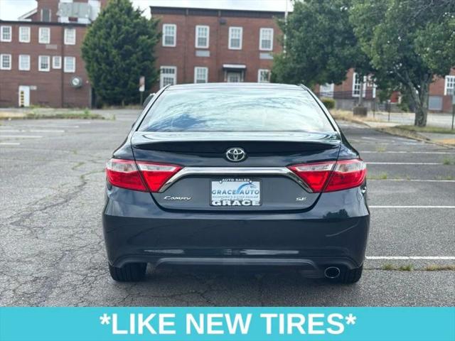 2016 Toyota Camry SE