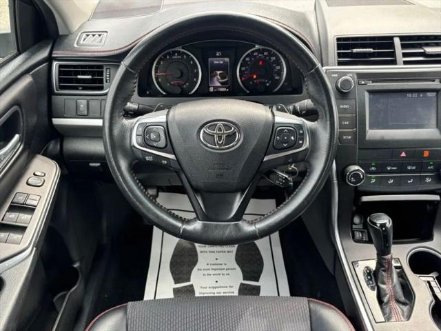2016 Toyota Camry SE