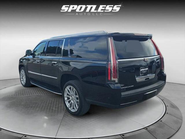 2017 Cadillac Escalade ESV Luxury