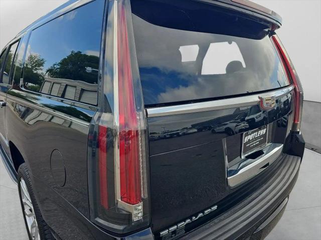 2017 Cadillac Escalade ESV Luxury