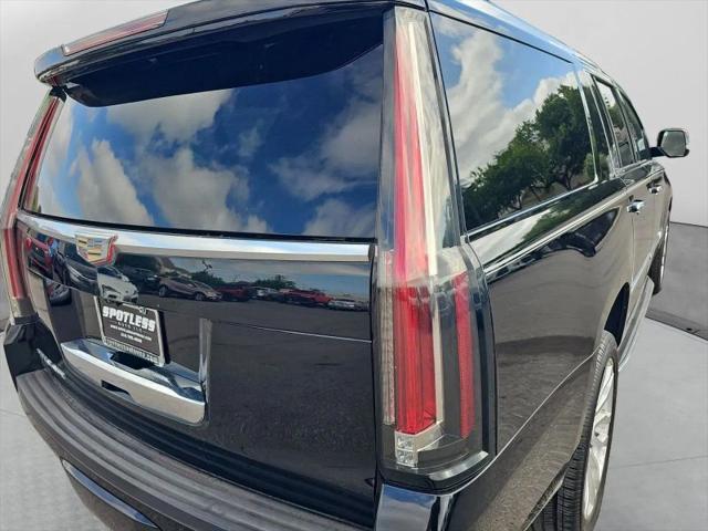 2017 Cadillac Escalade ESV Luxury