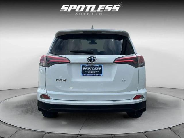 2017 Toyota RAV4 LE