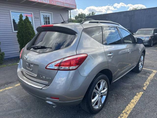 2011 Nissan Murano LE
