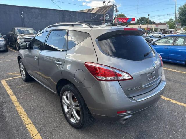 2011 Nissan Murano LE