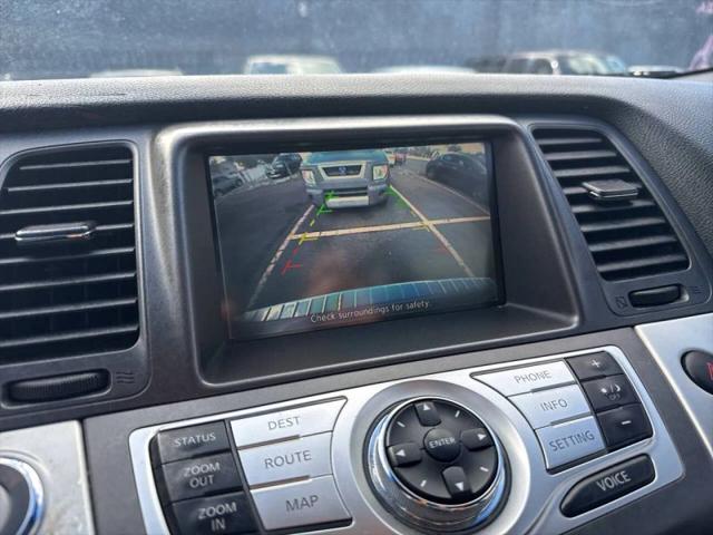 2011 Nissan Murano LE