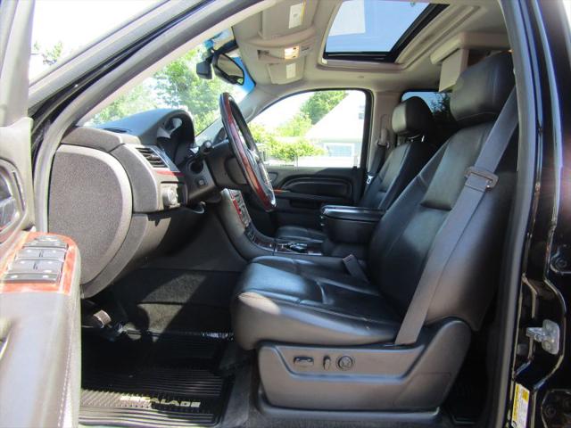 2013 Cadillac Escalade Premium