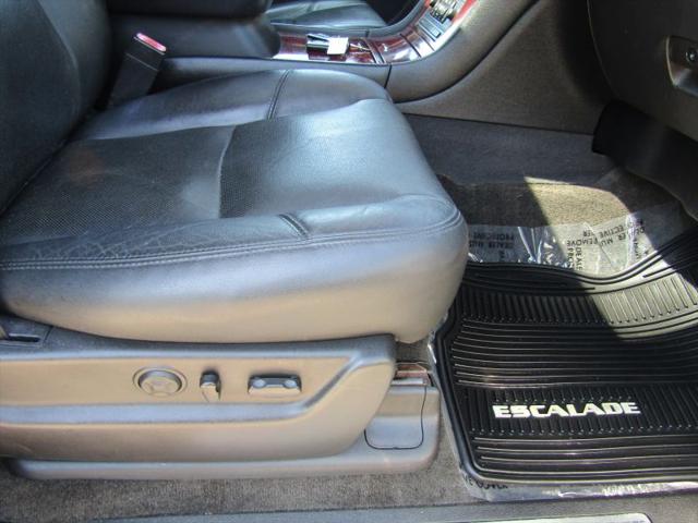 2013 Cadillac Escalade Premium
