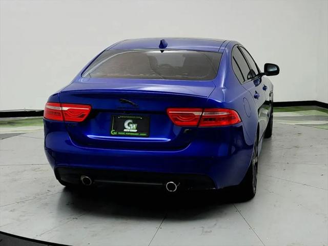 2017 Jaguar XE 35t R-Sport