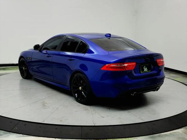 2017 Jaguar XE 35t R-Sport