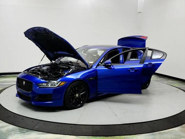2017 Jaguar XE 35t R-Sport
