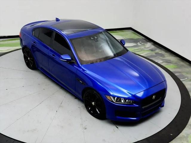 2017 Jaguar XE 35t R-Sport