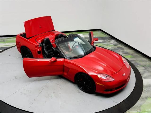 2005 Chevrolet Corvette Base