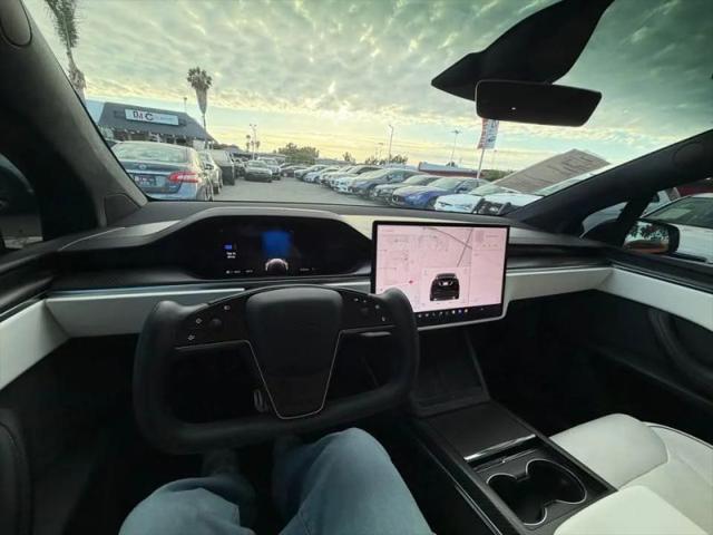 2023 Tesla Model X Plaid Tri Motor All-Wheel Drive