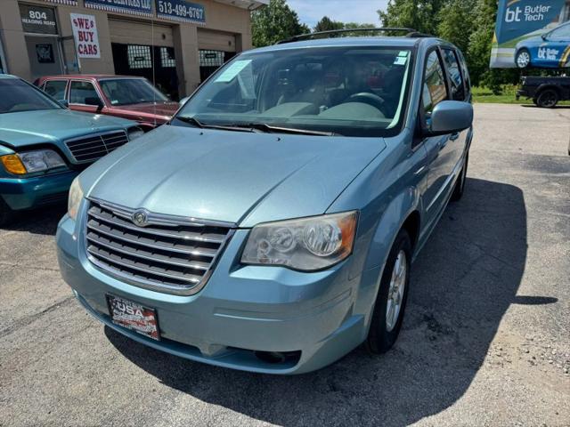 2010 Chrysler Town & Country Touring