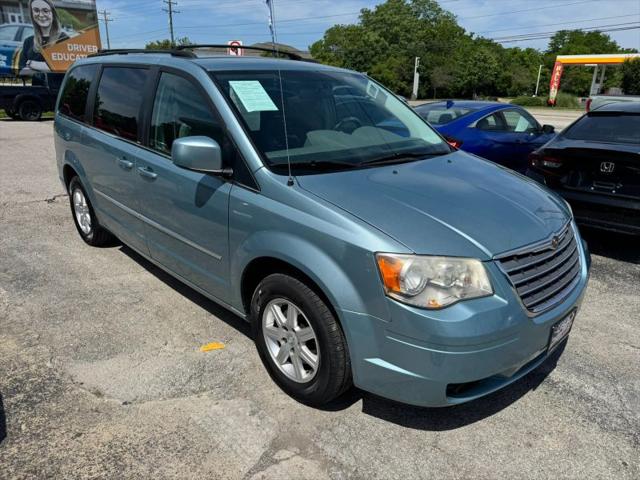 2010 Chrysler Town & Country Touring