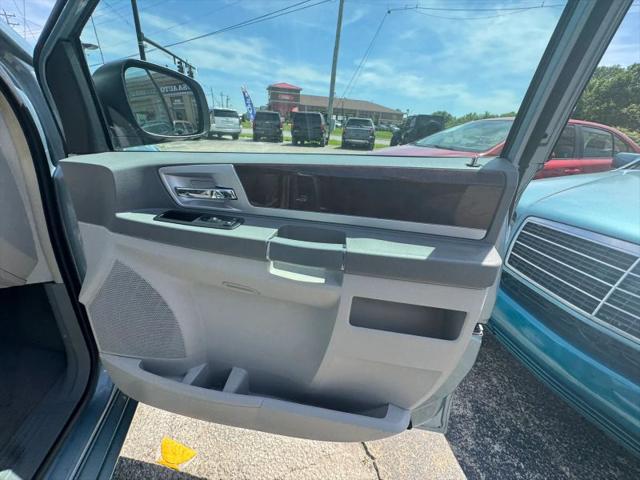 2010 Chrysler Town & Country Touring