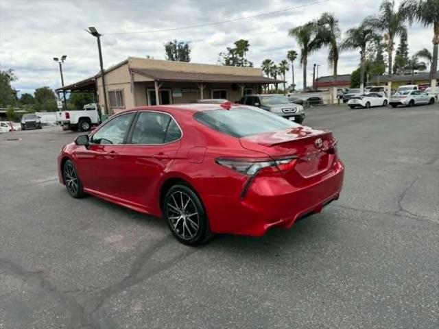 2021 Toyota Camry SE