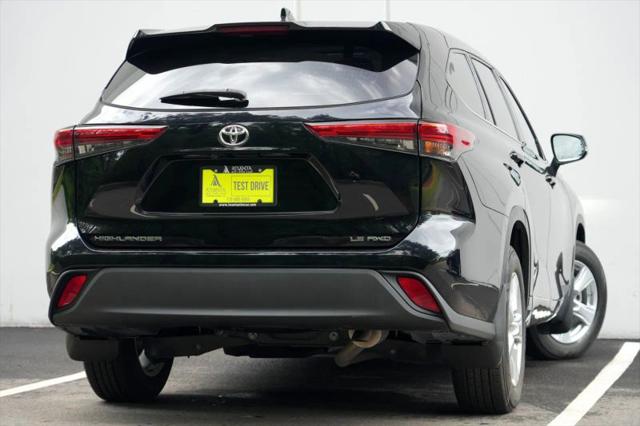 2021 Toyota Highlander LE
