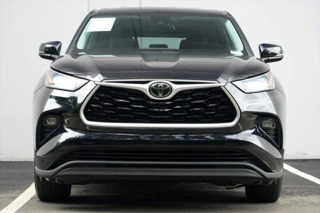2021 Toyota Highlander LE